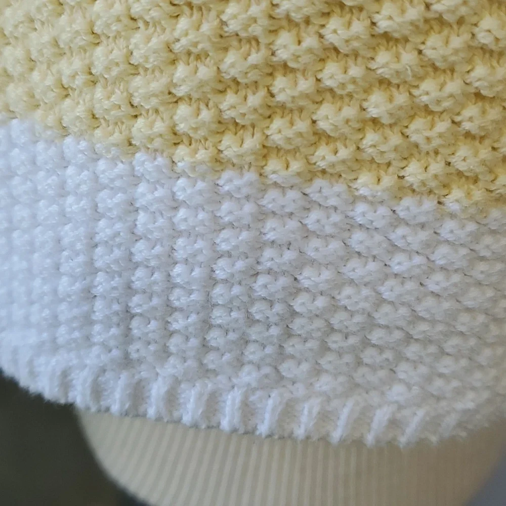 CROFT & BARROW, lightweight 100% cotton yellow and white sweater. - Picture 5 of 12